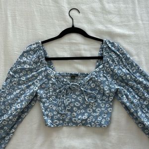 Puff Sleeve Cropped Summer Blouse